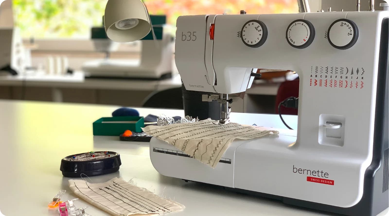 Lenaline — Professeure de couture